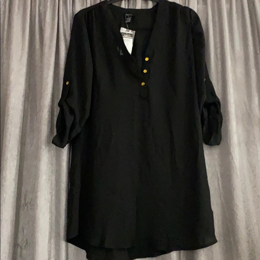 Rue 21 Show phone three-quarter length sleeve